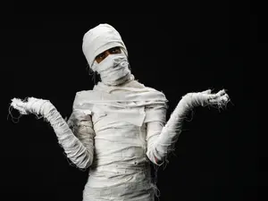 What's a mummy's favorite kind of music?